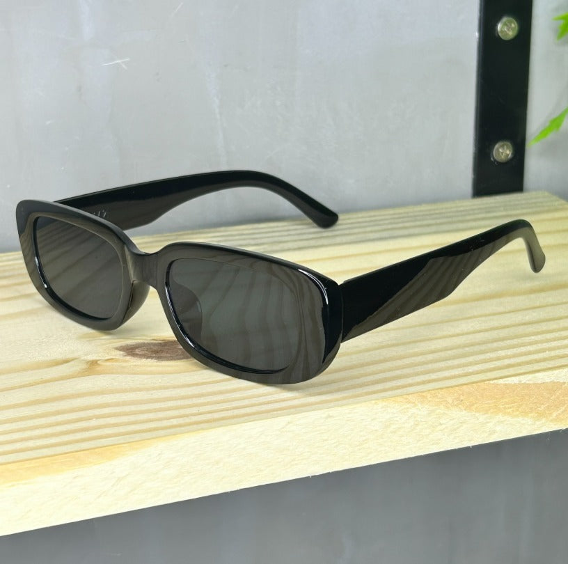 ÓCULOS RETRO PRETO